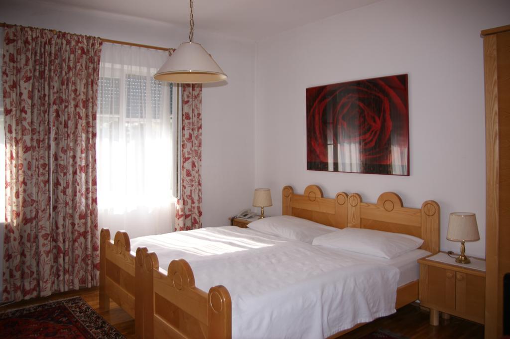 Gasthof Gerlinde Gibiser Hotel Heiligenkreuz im Lafnitztal Kamer foto